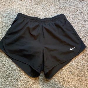 Girls black nike shorts